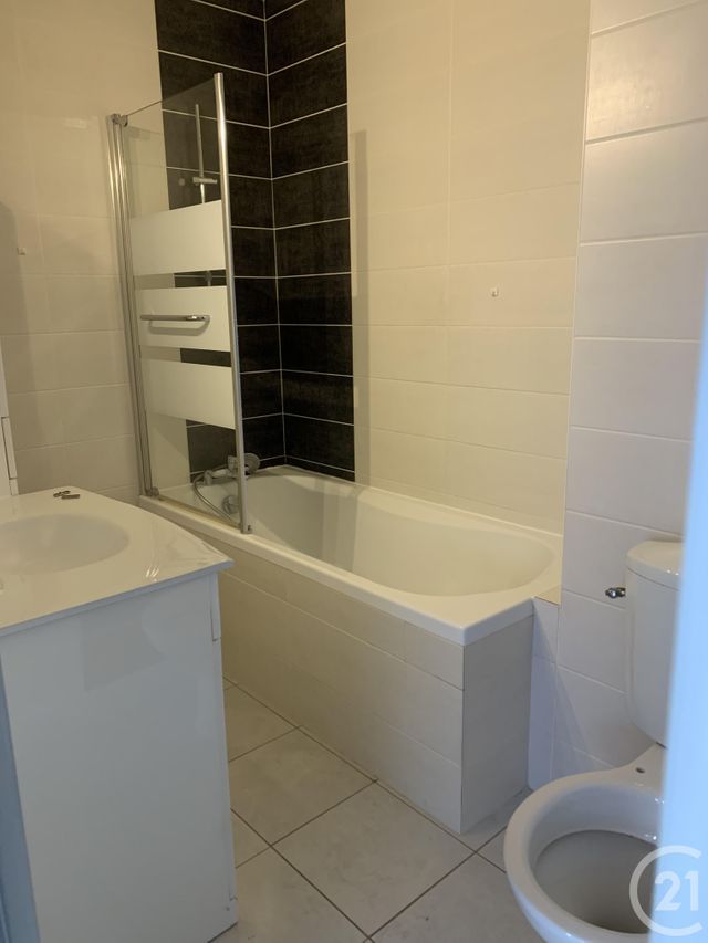 Appartement F2 &agrave; louer - 2 pi&egrave;ces - 49,35 m2 - Montbeliard - 25 - FRANCHE-COMTE