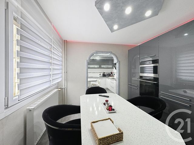 Appartement F5 &agrave; louer - 5 pi&egrave;ces - 116,89 m2 - Montbeliard - 25 - FRANCHE-COMTE