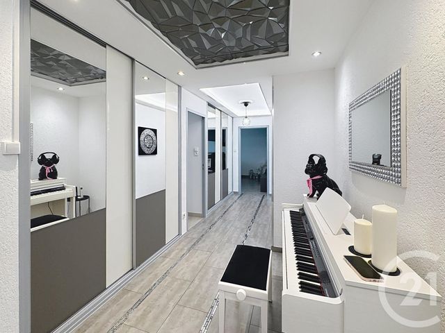 Appartement F5 &agrave; louer - 5 pi&egrave;ces - 116,89 m2 - Montbeliard - 25 - FRANCHE-COMTE