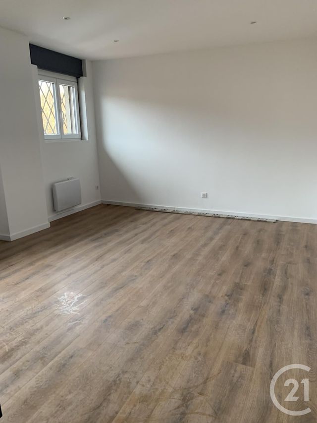 Appartement F2 &agrave; louer - 2 pi&egrave;ces - 44,77 m2 - Ste Suzanne - 25 - FRANCHE-COMTE