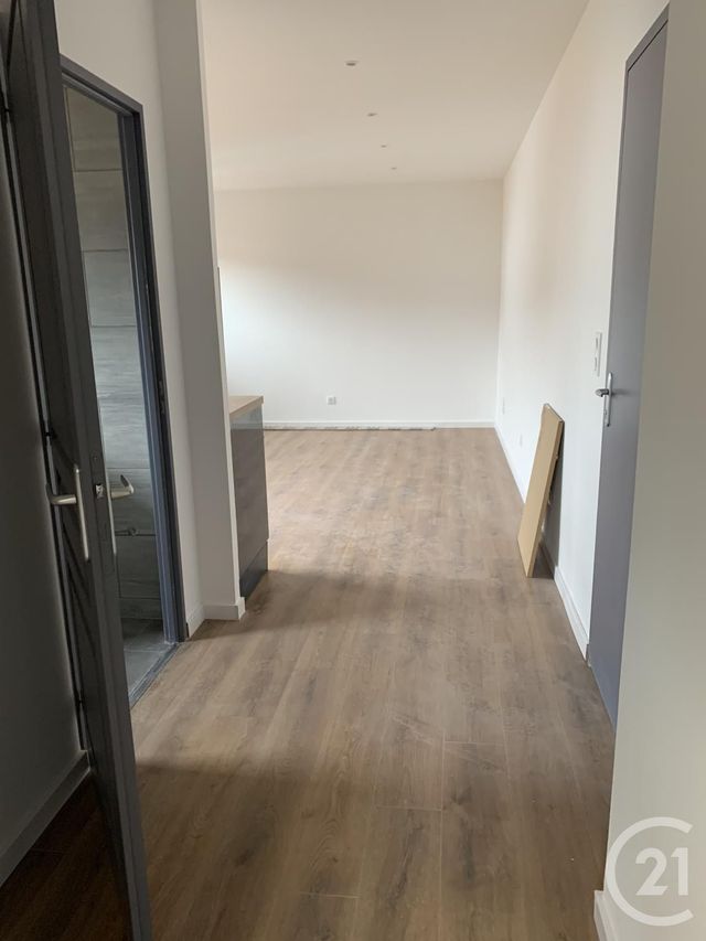Appartement F2 &agrave; louer - 2 pi&egrave;ces - 44,77 m2 - Ste Suzanne - 25 - FRANCHE-COMTE