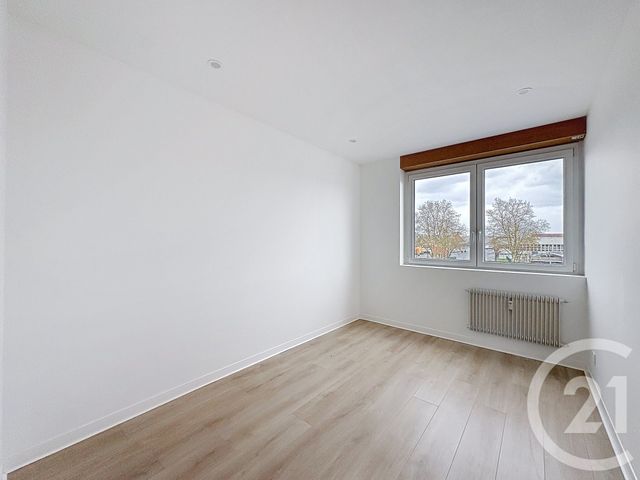 Appartement F3 &agrave; louer - 3 pi&egrave;ces - 61,75 m2 - Valentigney - 25 - FRANCHE-COMTE