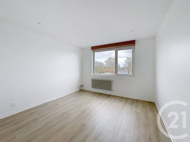 Appartement F3 &agrave; louer - 3 pi&egrave;ces - 61,75 m2 - Valentigney - 25 - FRANCHE-COMTE