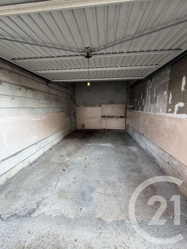 Parking &agrave; vendre - 12 m2 - Montbeliard - 25 - FRANCHE-COMTE