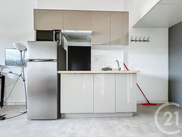 Appartement Studio &agrave; louer - 1 pi&egrave;ce - 19 m2 - Montbeliard - 25 - FRANCHE-COMTE