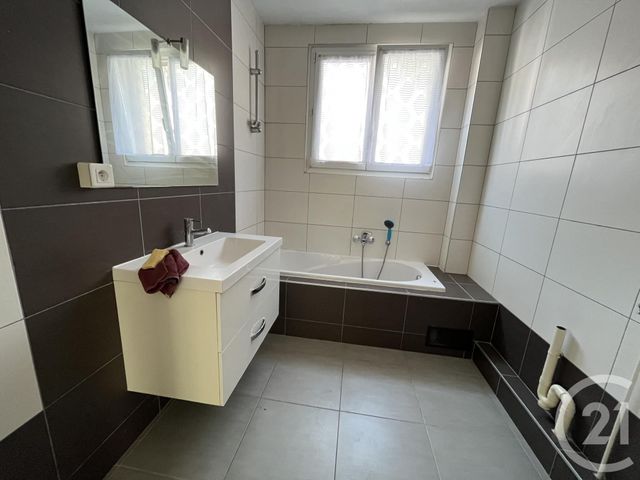 Appartement F3 &agrave; vendre - 3 pi&egrave;ces - 73,92 m2 - Belfort - 90 - FRANCHE-COMTE