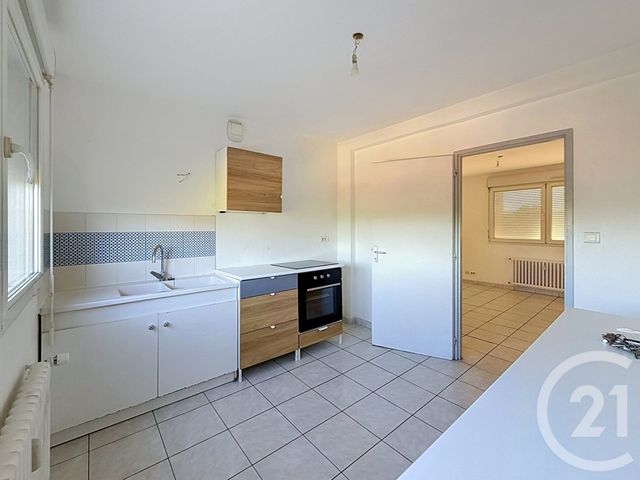 Appartement F5 &agrave; louer - 5 pi&egrave;ces - 95 m2 - Audincourt - 25 - FRANCHE-COMTE