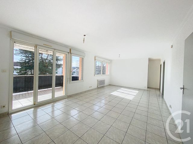 Appartement F5 &agrave; louer - 5 pi&egrave;ces - 95 m2 - Audincourt - 25 - FRANCHE-COMTE