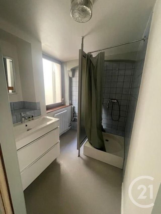 Appartement Studio &agrave; louer - 1 pi&egrave;ce - 35 m2 - Montbeliard - 25 - FRANCHE-COMTE