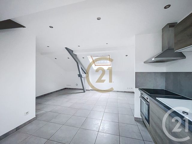 Appartement F2 &agrave; louer - 2 pi&egrave;ces - 43,55 m2 - Seloncourt - 25 - FRANCHE-COMTE