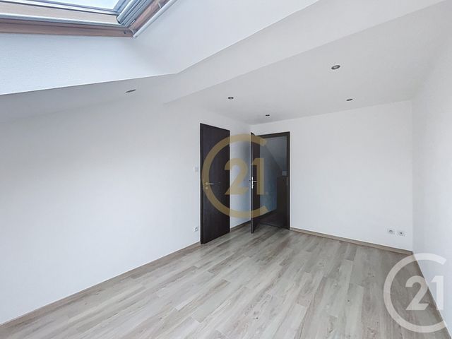 Appartement F2 &agrave; louer - 2 pi&egrave;ces - 43,55 m2 - Seloncourt - 25 - FRANCHE-COMTE