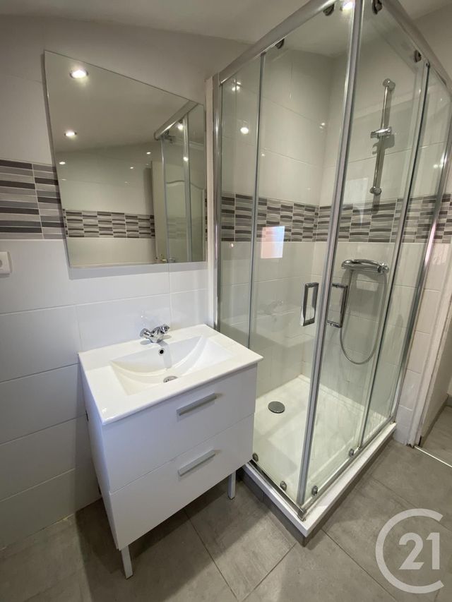 Appartement F3 &agrave; louer - 3 pi&egrave;ces - 55 m2 - Voujeaucourt - 25 - FRANCHE-COMTE