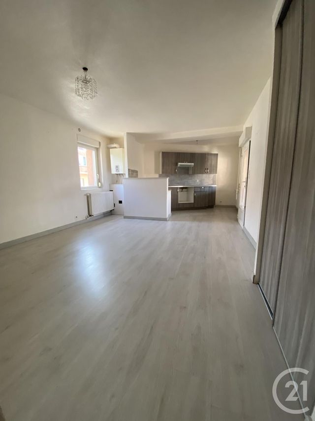 Appartement F3 &agrave; louer - 3 pi&egrave;ces - 55 m2 - Voujeaucourt - 25 - FRANCHE-COMTE