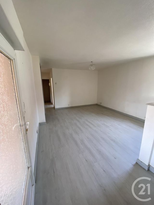 Appartement F3 &agrave; louer - 3 pi&egrave;ces - 55 m2 - Voujeaucourt - 25 - FRANCHE-COMTE