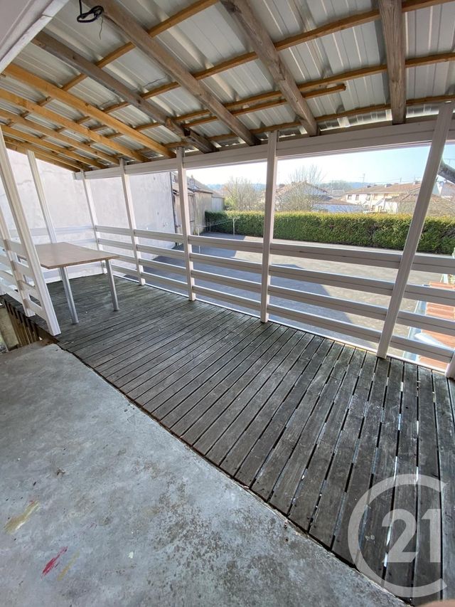 Appartement F3 &agrave; louer - 3 pi&egrave;ces - 55 m2 - Voujeaucourt - 25 - FRANCHE-COMTE