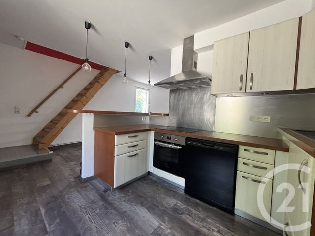Appartement F3 &agrave; louer - 3 pi&egrave;ces - 80 m2 - Bethoncourt - 25 - FRANCHE-COMTE