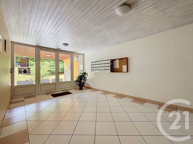 Appartement F4 &agrave; vendre - 4 pi&egrave;ces - 82,23 m2 - Montbeliard - 25 - FRANCHE-COMTE