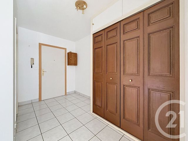Appartement F4 &agrave; vendre - 4 pi&egrave;ces - 82,23 m2 - Montbeliard - 25 - FRANCHE-COMTE