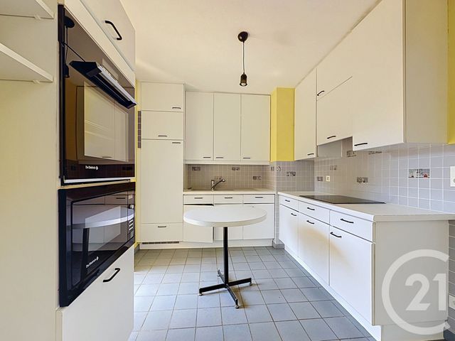 Appartement F4 &agrave; vendre - 4 pi&egrave;ces - 82,23 m2 - Montbeliard - 25 - FRANCHE-COMTE