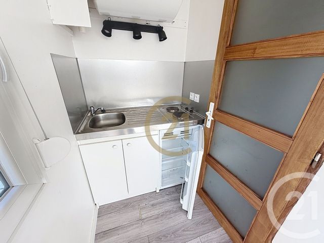Appartement Studio &agrave; louer - 1 pi&egrave;ce - 16,12 m2 - Valentigney - 25 - FRANCHE-COMTE