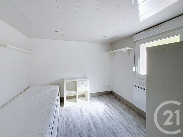 Appartement Studio &agrave; louer - 1 pi&egrave;ce - 18 m2 - Montbeliard - 25 - FRANCHE-COMTE