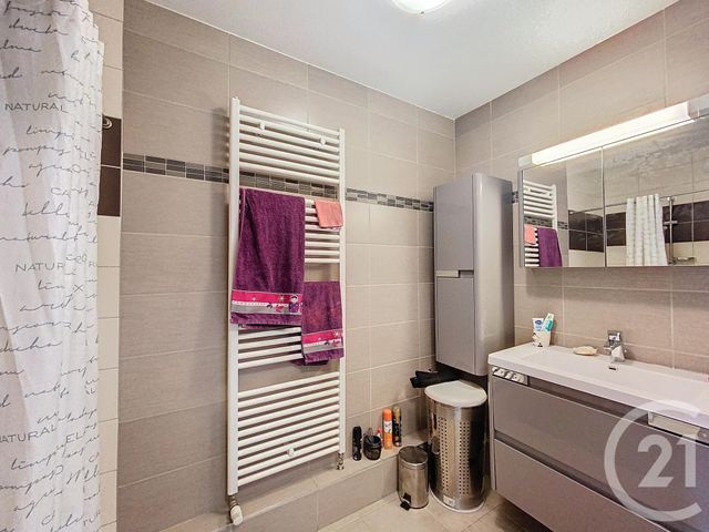 Appartement F2 &agrave; louer - 2 pi&egrave;ces - 48,87 m2 - Mathay - 25 - FRANCHE-COMTE