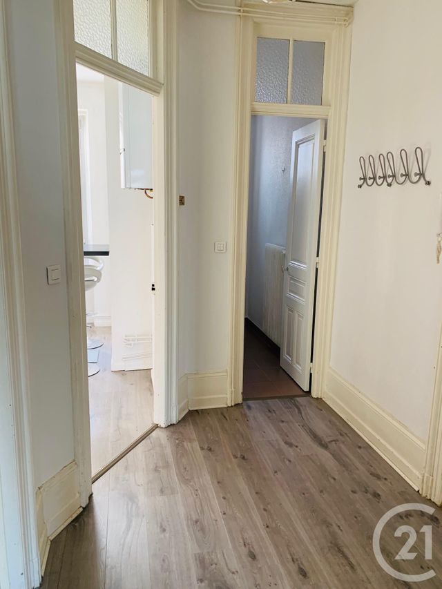 Appartement F2 &agrave; louer - 2 pi&egrave;ces - 63,50 m2 - Belfort - 90 - FRANCHE-COMTE