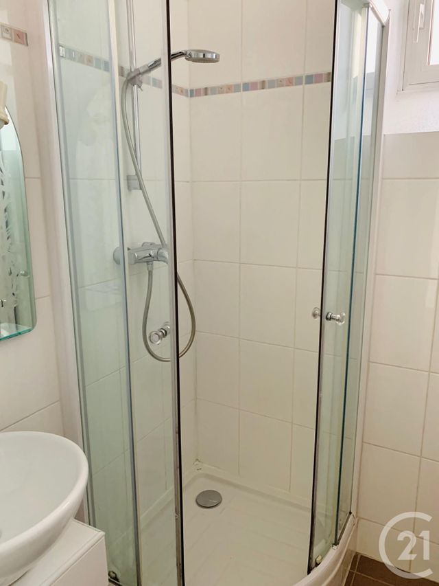 Appartement F2 &agrave; louer - 2 pi&egrave;ces - 63,50 m2 - Belfort - 90 - FRANCHE-COMTE