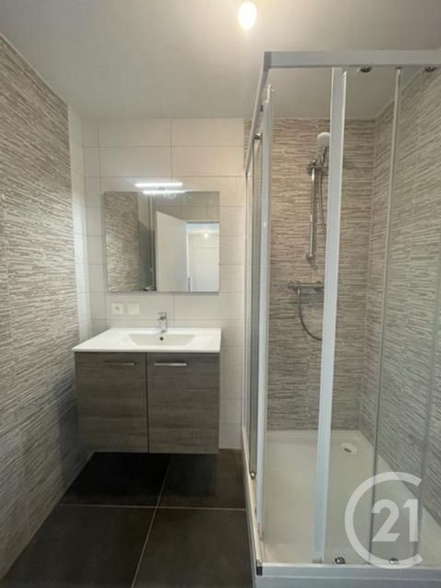 Appartement F3 &agrave; louer - 3 pi&egrave;ces - 67,61 m2 - Montbeliard - 25 - FRANCHE-COMTE