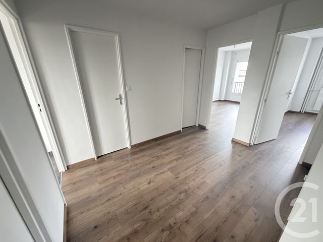 Appartement F3 &agrave; louer - 3 pi&egrave;ces - 67,61 m2 - Montbeliard - 25 - FRANCHE-COMTE