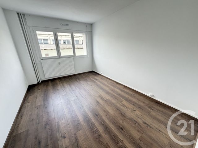 Appartement F3 &agrave; louer - 3 pi&egrave;ces - 67,61 m2 - Montbeliard - 25 - FRANCHE-COMTE