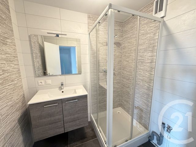Appartement F3 &agrave; louer - 3 pi&egrave;ces - 67,61 m2 - Montbeliard - 25 - FRANCHE-COMTE