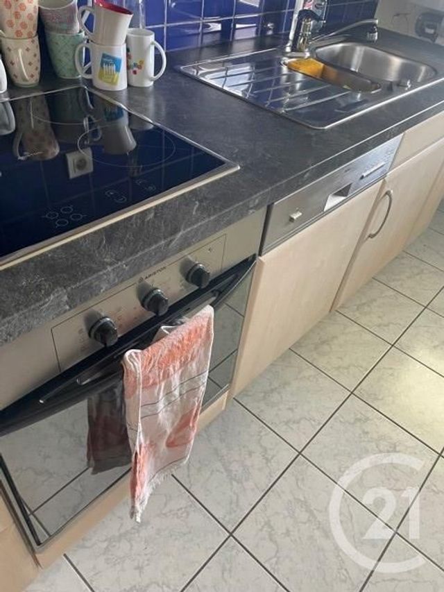 Appartement F3 &agrave; louer - 3 pi&egrave;ces - 63,37 m2 - Montbeliard - 25 - FRANCHE-COMTE