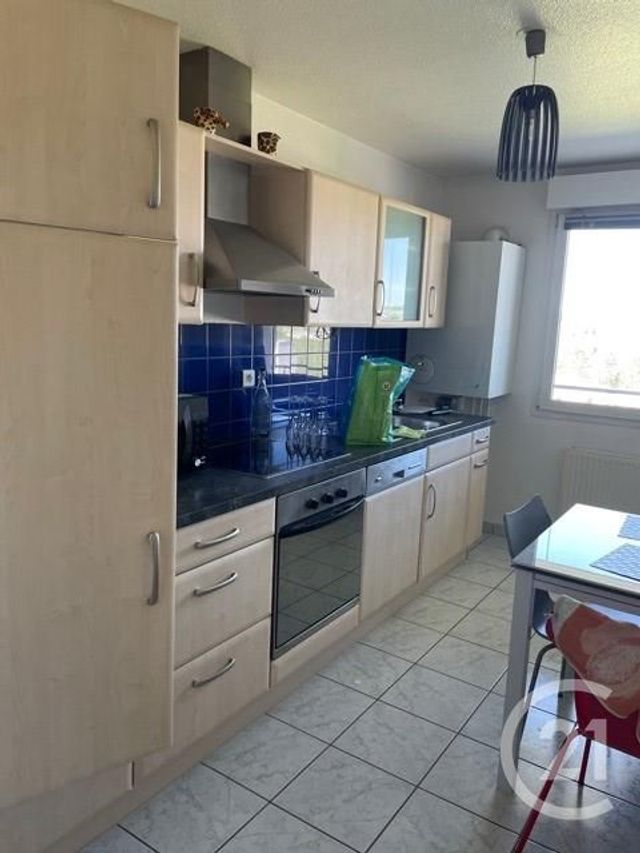 Appartement F3 &agrave; louer - 3 pi&egrave;ces - 63,37 m2 - Montbeliard - 25 - FRANCHE-COMTE