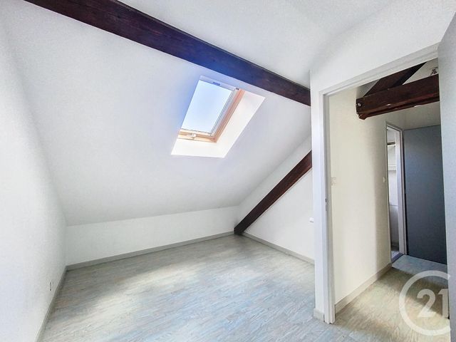 Appartement F3 &agrave; louer - 3 pi&egrave;ces - 55 m2 - Montbeliard - 25 - FRANCHE-COMTE