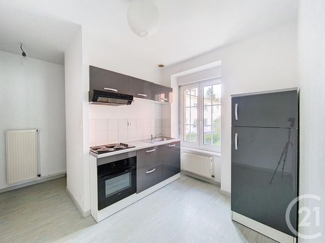 Appartement F3 &agrave; louer - 3 pi&egrave;ces - 55 m2 - Montbeliard - 25 - FRANCHE-COMTE