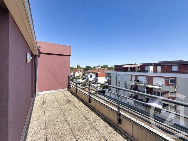 Appartement F3 &agrave; louer - 3 pi&egrave;ces - 72,55 m2 - Montbeliard - 25 - FRANCHE-COMTE