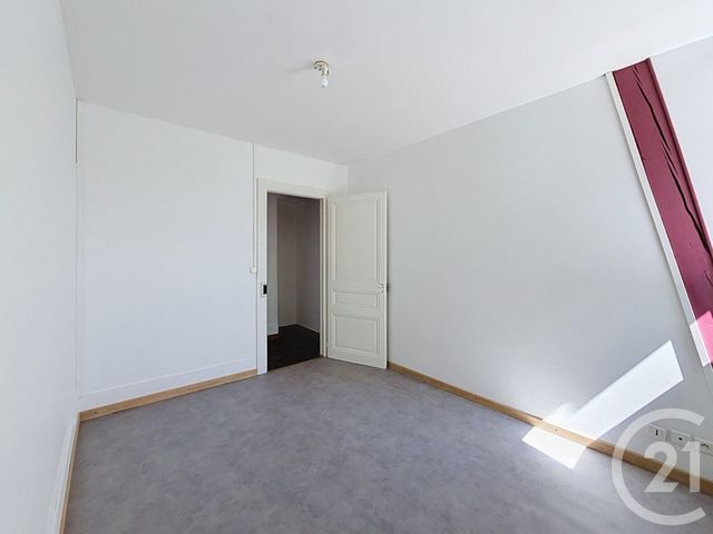 Appartement F3 &agrave; louer - 4 pi&egrave;ces - 60,20 m2 - Sochaux - 25 - FRANCHE-COMTE