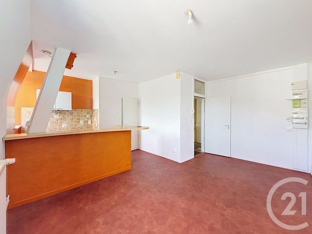 Appartement F3 &agrave; louer - 4 pi&egrave;ces - 60,20 m2 - Sochaux - 25 - FRANCHE-COMTE