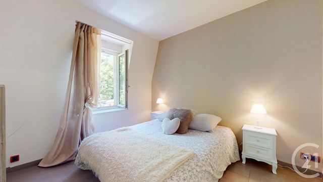 Appartement F3 &agrave; louer - 3 pi&egrave;ces - 76,27 m2 - Valentigney - 25 - FRANCHE-COMTE