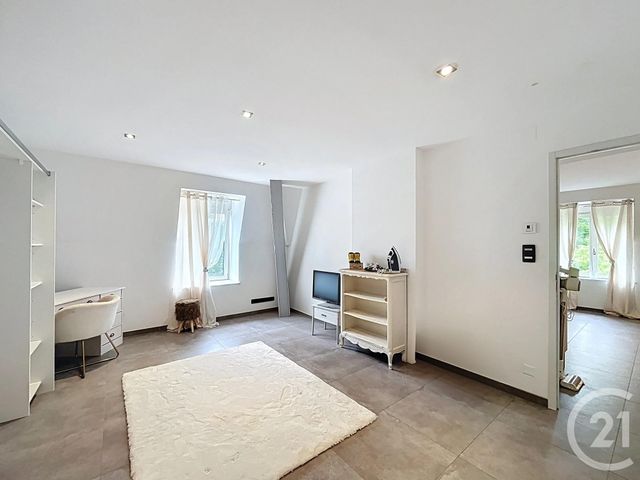 Appartement F3 &agrave; louer - 3 pi&egrave;ces - 76,27 m2 - Valentigney - 25 - FRANCHE-COMTE
