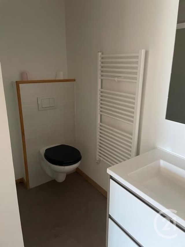 Appartement Studio &agrave; louer - 1 pi&egrave;ce - 24 m2 - Valentigney - 25 - FRANCHE-COMTE