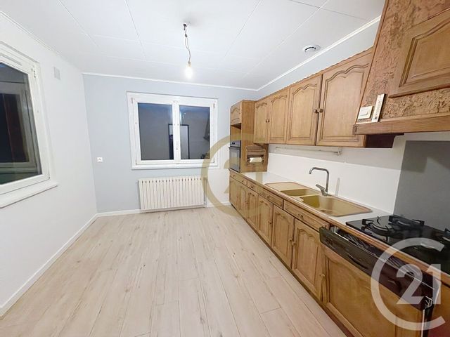 Maison &agrave; louer - 5 pi&egrave;ces - 79,50 m2 - Rang - 25 - FRANCHE-COMTE