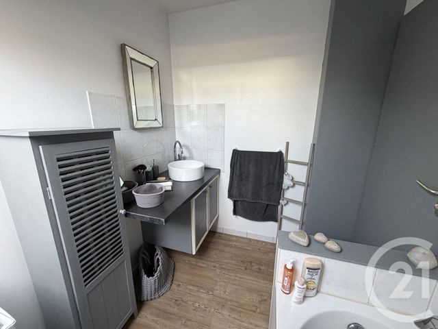 Appartement F3 &agrave; vendre - 3 pi&egrave;ces - 60,75 m2 - Valentigney - 25 - FRANCHE-COMTE