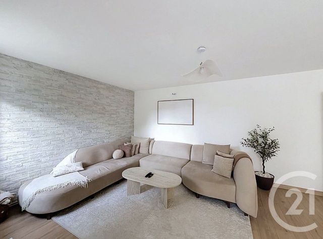 Appartement F5 &agrave; vendre - 5 pi&egrave;ces - 92,60 m2 - Audincourt - 25 - FRANCHE-COMTE