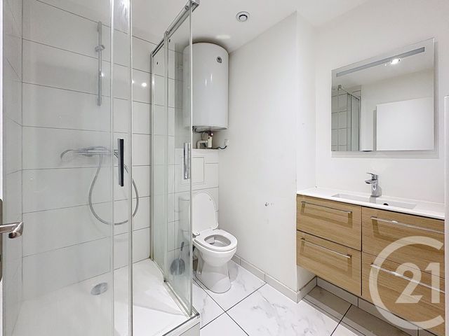 Appartement F2 &agrave; louer - 2 pi&egrave;ces - 32,01 m2 - Belfort - 90 - FRANCHE-COMTE