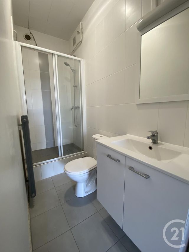 Appartement F3 &agrave; louer - 3 pi&egrave;ces - 53,32 m2 - Montbeliard - 25 - FRANCHE-COMTE