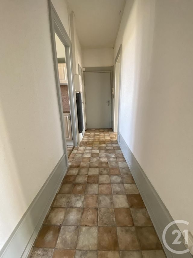 Appartement F3 &agrave; louer - 3 pi&egrave;ces - 53,32 m2 - Montbeliard - 25 - FRANCHE-COMTE