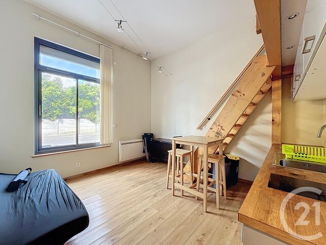Appartement F1 &agrave; louer - 1 pi&egrave;ce - 22,15 m2 - Montbeliard - 25 - FRANCHE-COMTE