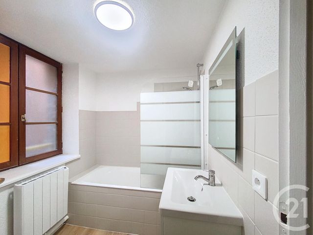 Appartement Studio &agrave; louer - 1 pi&egrave;ce - 34,06 m2 - Montbeliard - 25 - FRANCHE-COMTE